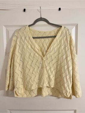 Light Yellow Knit V-Neck Women's Sweater Cardigan